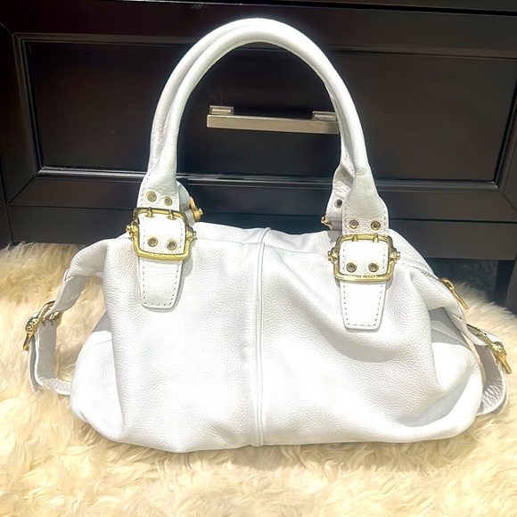 Michael Kors soft leather white  purse - Picture 4 of 8